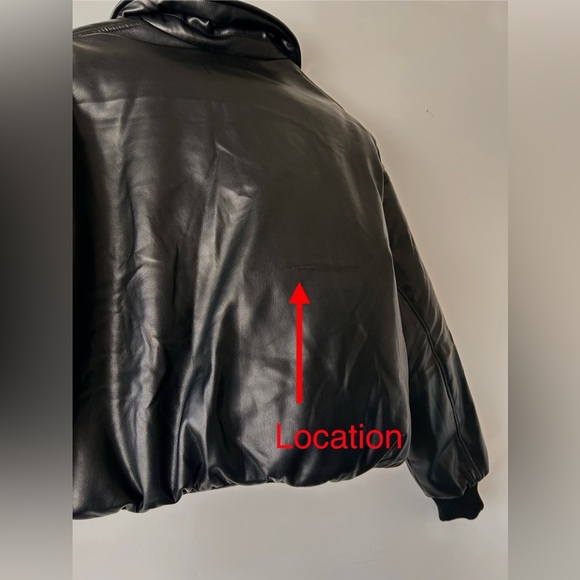 Superdown Sanja Faux Leather Jacket Black Medium Cropped Bomber Zip Up Women’s - Picture 6 of 16